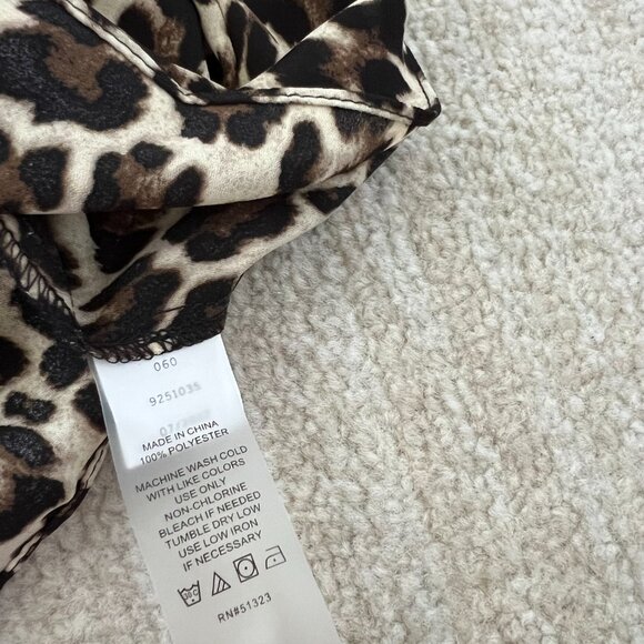 Vince Camuto Faux Wrap Bell Sleeve Animal Print Blouse Top 2X - Picture 8 of 8